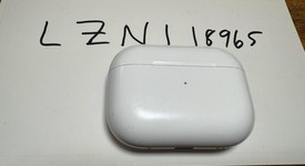 Used
													Apple AirPods Pro 2 - Lightning, photo 1 of 3