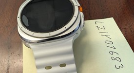 Good
													Samsung Galaxy Watch Ultra - Unlocked, White, SM-L705U, 47mm, photo 3 of 9