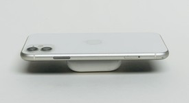 Good
													Apple iPhone 11 - Unlocked Non-US, White, 128 GB, A2223, photo 4 of 9