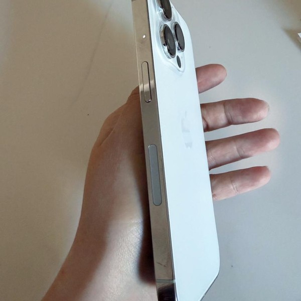 Apple iPhone 14 Pro - Unlocked, 256 GB, Silver, A2650