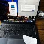 Good MacBook Air 2022 (M2) - 13 inch - 512 GB, Midnight, 8 GB, Apple M2