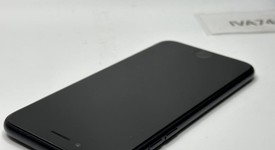 Good
													Apple iPhone SE 3rd Gen 2022 - Unlocked, Midnight, 64 GB, A2595, photo 5 of 6