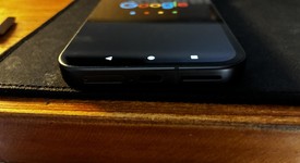 Mint
													Google Pixel 9a - Unlocked, Obsidian, 128 GB, 8 GB, photo 5 of 10