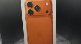 New
													Apple iPhone 17 Pro - Verizon, Cosmic Orange, 512 GB, A3256, photo 2 of 2