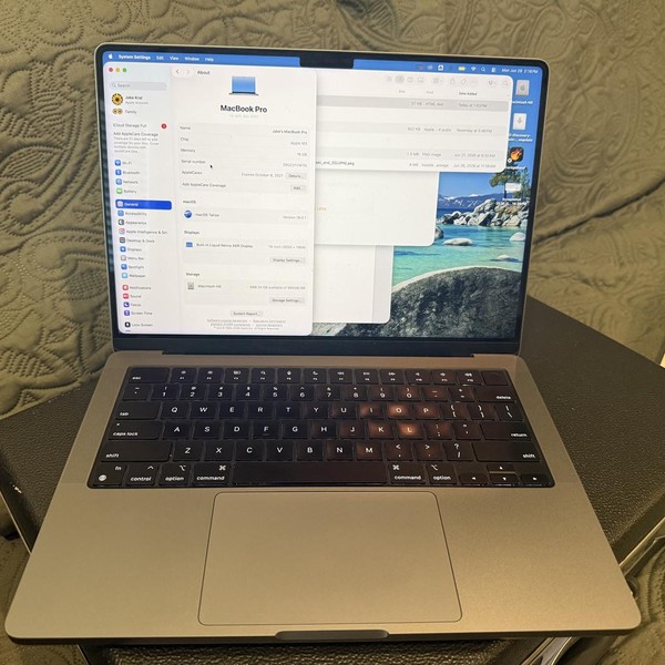 MacBook Pro Late 2023 (M3) - 14 inch - 1 TB, Silver, 16 GB, Apple M3, 10-core GPU