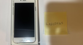 Mint
													Apple iPhone 6 - Unlocked, Silver, 64 GB, A1549, photo 3 of 5