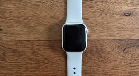 Good
													Apple Watch Series 8 41mm - Verizon, Starlight, A2772 - Cellular, Aluminum, photo 5 of 7