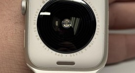 Good
													Apple Watch SE 2nd Gen 44mm - Unlocked, Silver, A2727 - Cellular, Aluminum, photo 5 of 6