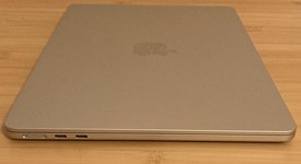 Mint
													MacBook Air 2025 (M4) - 13" - Apple M4, Silver, 256 GB, 16 GB, photo 4 of 9