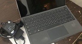 Good
													Microsoft Surface Pro 6 - Wi-Fi, Silver, 128 GB, 8 GB, photo 1 of 12