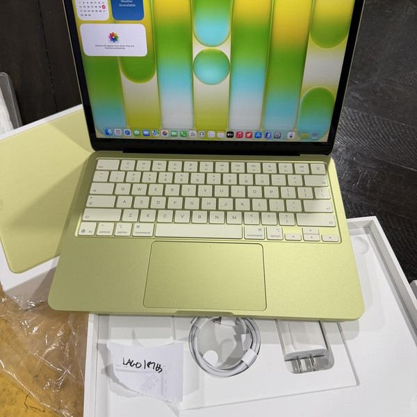 MacBook Neo 2026 - 256 GB, Citrus, 8 GB, Apple A18 Pro