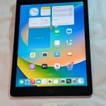 Good Apple iPad 5th Gen - Unlocked, 32 GB, Gray, A1823