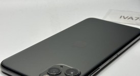 Good
													Apple iPhone 11 Pro Max - Unlocked, Gray, 256 GB, A2161, photo 3 of 8