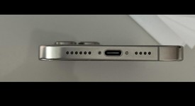 Mint
													Apple iPhone 16 Pro Max - Unlocked, Natural, 256 GB, A3084, photo 2 of 9