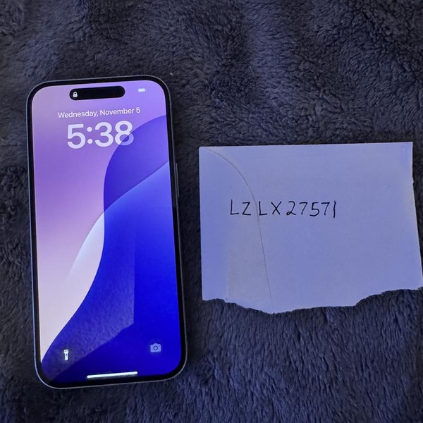 Apple iPhone 15 - T-Mobile, 128 GB, Green, A2846