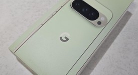 New
													Google Pixel 10 Pro - Unlocked, Jade, 256 GB, G4QUR, photo 3 of 4