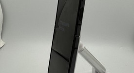 Good
													Samsung Galaxy Z Flip4 5G - Unlocked, Graphite, 128 GB, 8 GB, SM-F721U1, photo 1 of 7