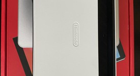 Mint
													Nintendo Switch - OLED - White, 64 GB, photo 4 of 24