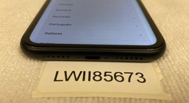 Fair
													Apple iPhone Xr - AT&T, Black, 64 GB, A1984, photo 2 of 5
