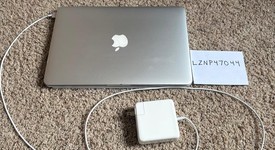 Good
													MacBook Pro 2015 (Retina) - 13" - Silver, 512 GB, 16 GB, photo 1 of 3