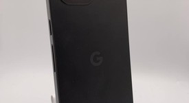 Mint
													Google Pixel 9a - Unlocked, Obsidian, 256 GB, 8 GB, photo 3 of 5