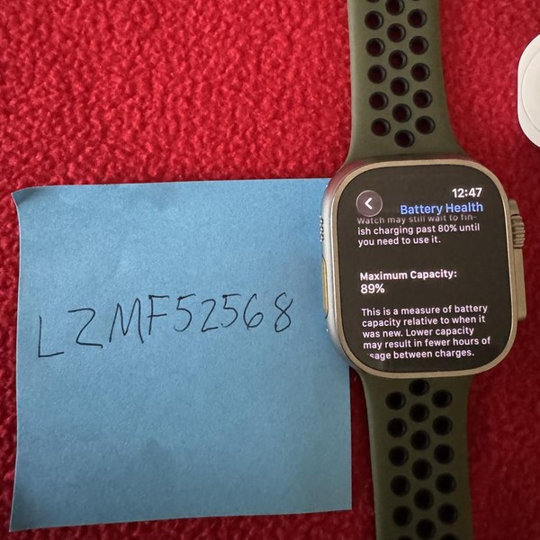 Apple Watch Ultra 49mm - Unlocked, Titanium, A2622