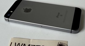 Good
													Apple iPhone SE 1st Gen 2016 - Unlocked, Grey, 128 GB, A1723, photo 5 of 7