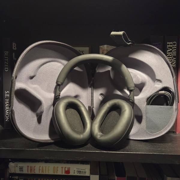 Sony WH-1000XM6 - Black