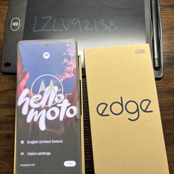 Motorola Edge (2024) - Metro by T-Mobile, 256 GB, Black, 8 GB