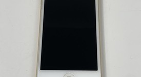 Fair
													Apple iPod Touch 7th Gen - Wi-Fi, Gold, 128 GB, photo 2 of 6