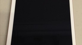Good
													Apple iPad Pro 9.7" - Unlocked, Rose Gold, 128 GB, A1674, photo 2 of 7