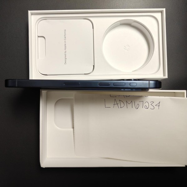 Apple iPhone 15 Pro Max - Unlocked Non-US, 256 GB, Blue, A3105