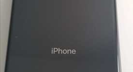Mint
													Apple iPhone 8 - Unlocked, Gray, 64 GB, A1905, GSM, photo 5 of 7