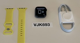 Mint
													Apple Watch SE 1st Gen 40mm - Unlocked, Gray, A2353 - Cellular, Aluminum, photo 6 of 6