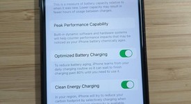 Good
													Apple iPhone SE 3rd Gen 2022 - T-Mobile, Midnight, 128 GB, A2595, photo 1 of 12