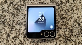 Good
													Samsung Galaxy Z Flip6 - T-Mobile, Silver, 512 GB, 12 GB, SM-F741U, photo 4 of 5
