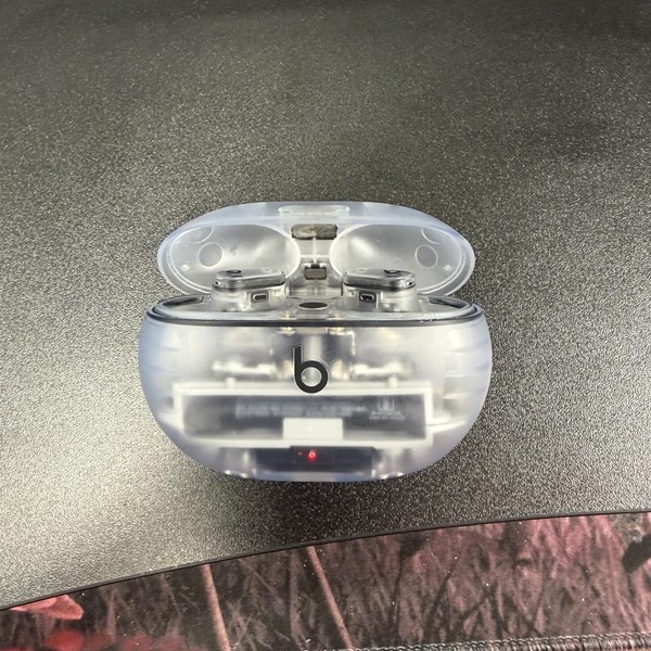 Beats Studio Buds Plus - Clear