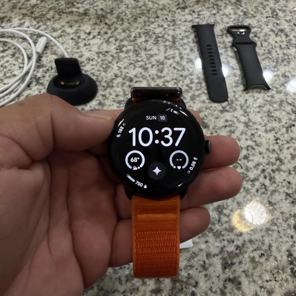 Google Pixel Watch 4 - Unlocked, Black, 45mm, LTE