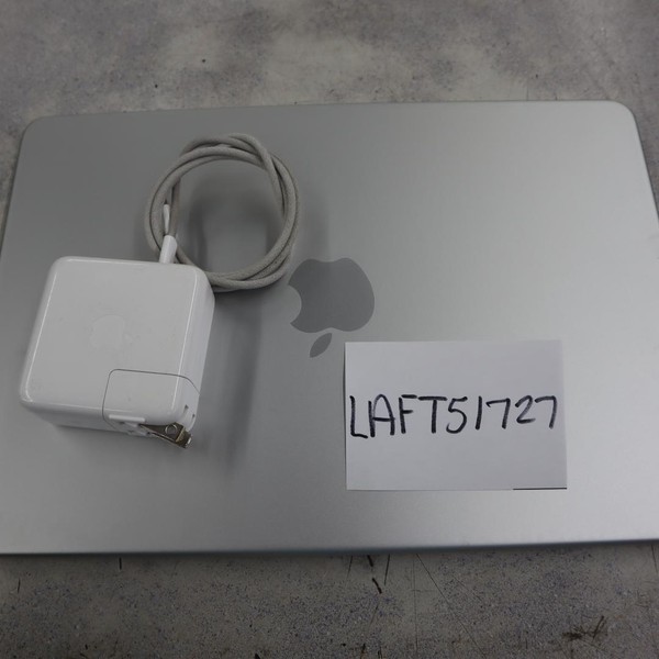 MacBook Neo 2026 - 512 GB, Silver, 8 GB, Apple A18 Pro