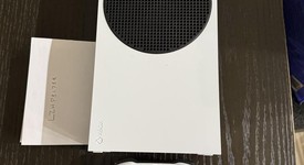 Good
													Xbox Series S (2020) - White, 512 GB, photo 1 of 6