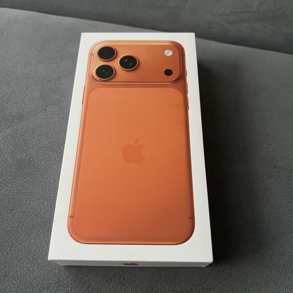 Apple iPhone 17 Pro Max - T-Mobile, 1 TB, Cosmic Orange, A3257