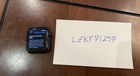 Good
													Apple Watch SE 2nd Gen 44mm - Midnight, A2723 - GPS, Aluminum, photo 1 of 6