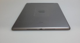 Fair
													Apple iPad 9th Gen - Unlocked, Gray, 64 GB, A2603, photo 2 of 7