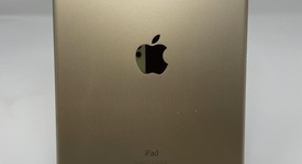 Good
													Apple iPad Pro 9.7" - Wi-Fi, Gold, 128 GB, A1673, photo 2 of 6
