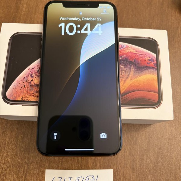 Apple iPhone Xs - Unlocked, 64 GB, Gold, A1920