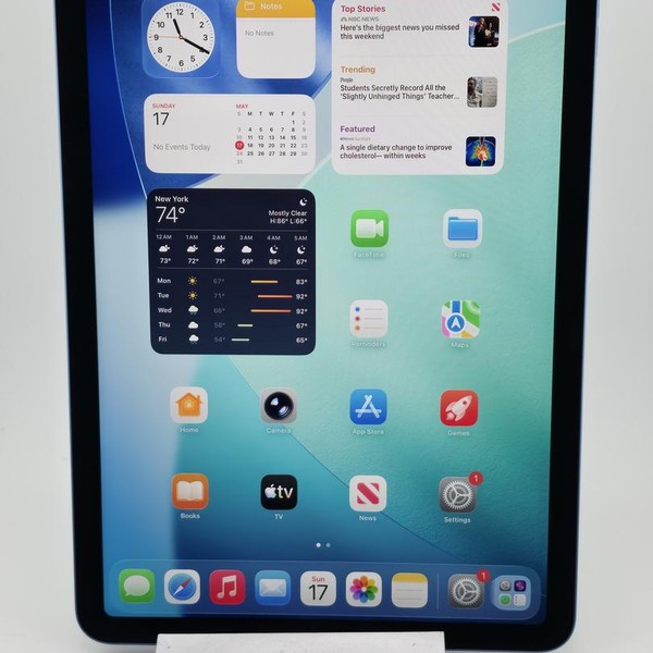 Apple iPad Air (5th Gen) - Unlocked, 64 GB, Blue, A2589