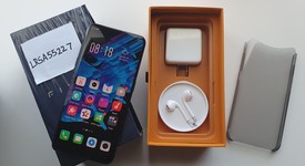 Mint
													Oppo Find X - Unlocked Non-US, Burgundy, 128 GB, 8 GB, photo 1 of 6