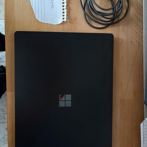 Microsoft Surface Laptop 3 - 256 GB, Black, 16 GB, Intel Core i7, 15 inch
