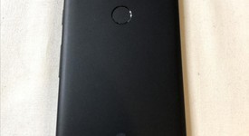 Good
													Google Pixel 2 - Unlocked, Black, 64 GB, Google Edition, photo 5 of 7