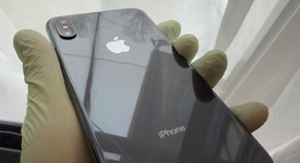 Mint
													Apple iPhone Xs Max - Unlocked, Gray, 256 GB, A1921, photo 4 of 11